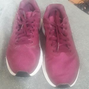 Women sneaker